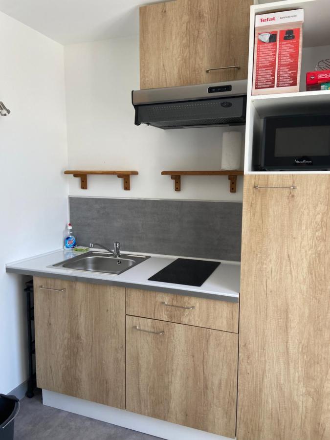 Apartament Le Studio - Logement Entier A Déols Zewnętrze zdjęcie