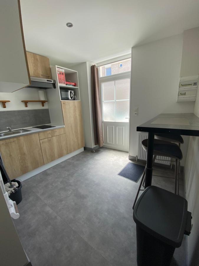 Apartament Le Studio - Logement Entier A Déols Zewnętrze zdjęcie